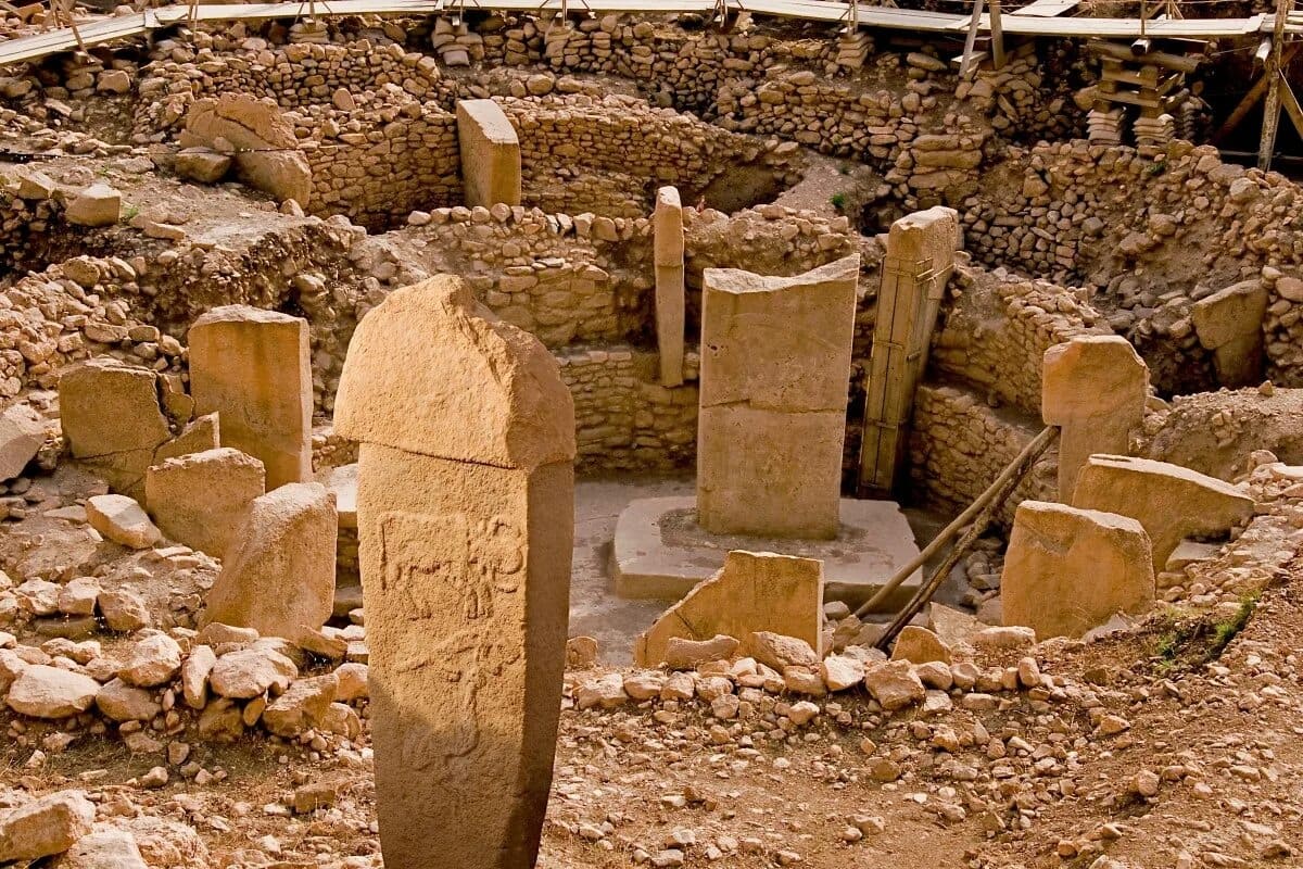 Scoperta sconcertante di una nuova civiltà che sconvolge la cronologia della storia, mettendo in crisi gli accademici tradizionali Scoperta sconcertante di una nuova civiltà che sconvolge la cronologia della storia, mettendo in crisi gli accademici tradizionali
